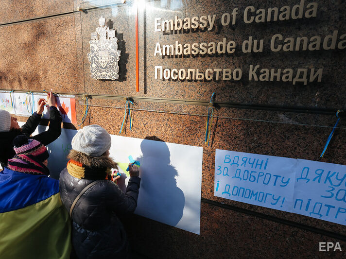 Канада приховала від українських співробітників посольства у Києві небезпеку вторгнення і не евакуювала їх – ЗМІ