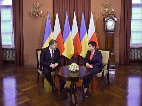 Порошенко обсудил с премьером Польши постройку газопровода-интерконнектора между странами и поставки сжиженного газа