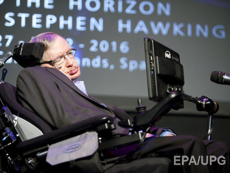 В Риме госпитализировали Хокинга