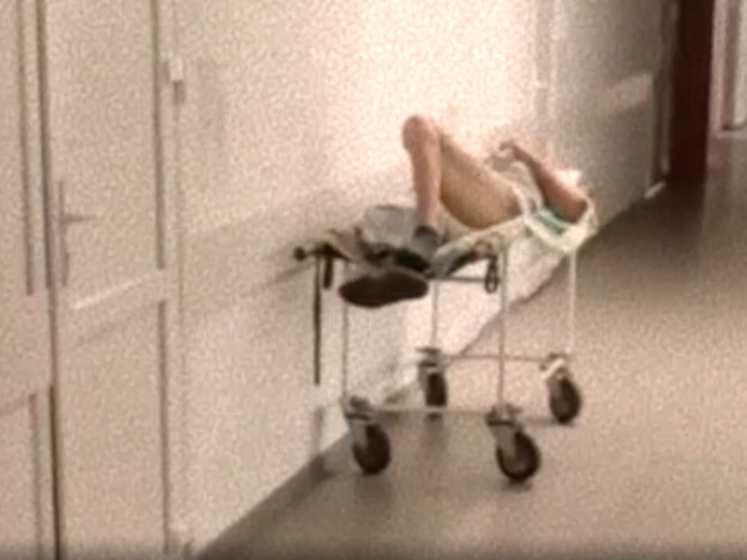 У лікарнях Маріуполя вмирають пацієнти через брак ліків – радник мера