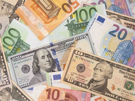 Нацбанк Украины аннулировал лицензии на обмен валюты компаниям, чьи обменники занимали 15% рынка
