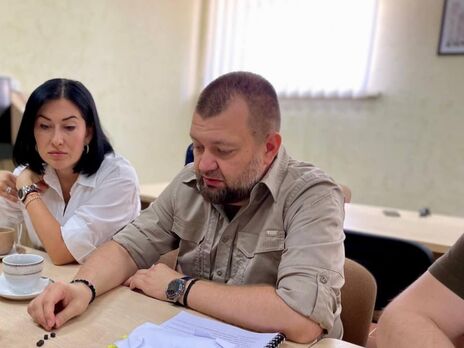 Правоохранители Харьковской области расследуют почти 3,5 тыс. преступлений, связанных с нарушением оккупантами законов и обычаев войны, отметил Фильчаков