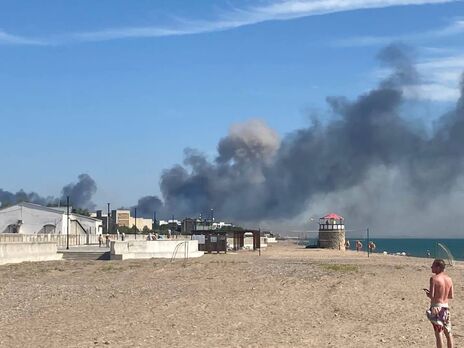 Взрывы на аэродроме в Крыму. Аксенов заявил об одном погибшем 