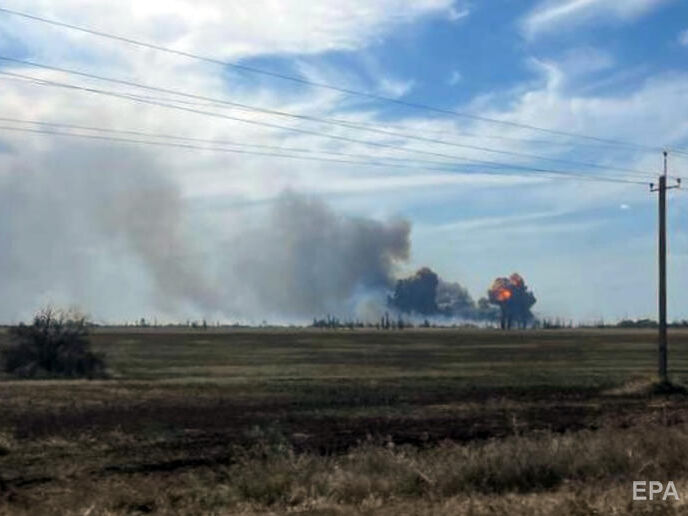 "Схеми" показали військову техніку, яка була на аеродромі до вибухів у Криму