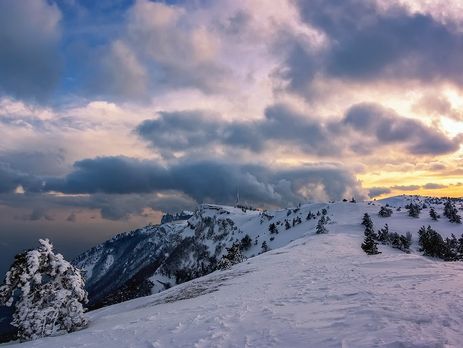В Крыму сошла лавина с горы Ай-Петри