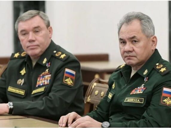 В Генштабе ВСУ рассказали, почему Шойгу и Герасимова не отправляют в отставку, хотя многие российские офицеры уже под следствием