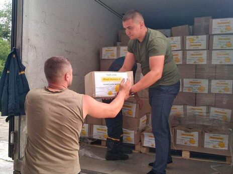 Фонд Рината Ахметова направил гуманитарную помощь в Харьковскую область
