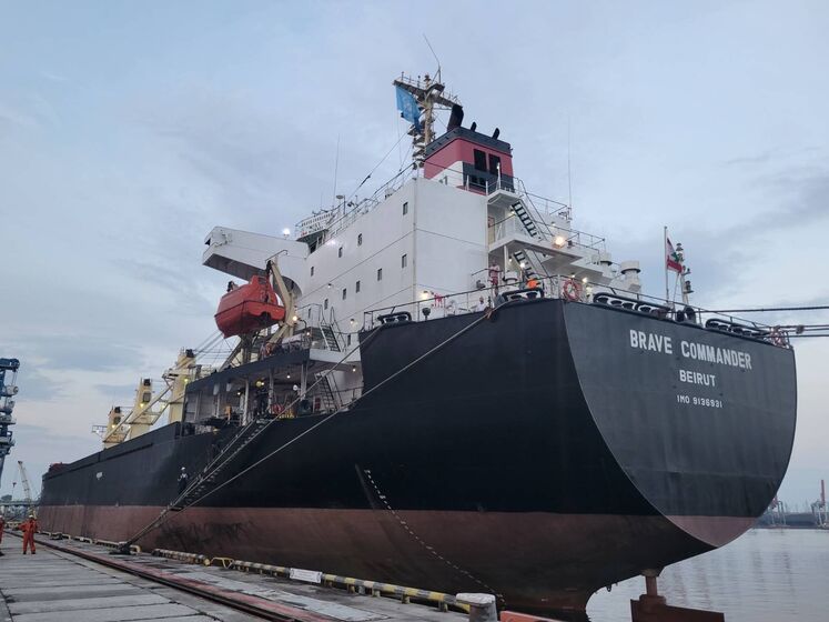 В Украину прибыло судно на загрузку зерном для Африки