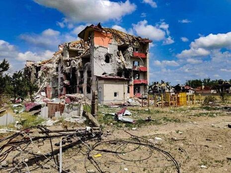 Окупанти захопили практично всю Луганську область