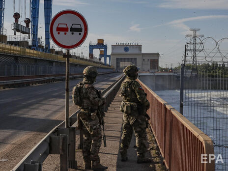 ВСУ нанесли несколько ударов по мосту в районе Каховской ГЭС