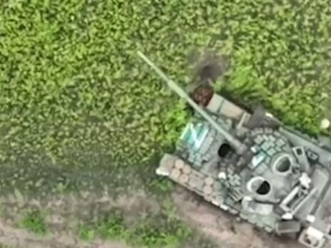 Пограничники уничтожили "надоевший" российский танк