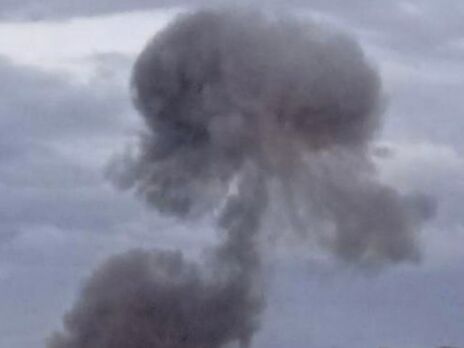 После взрыва в Мелитополе видно задымление, отметили СМИ