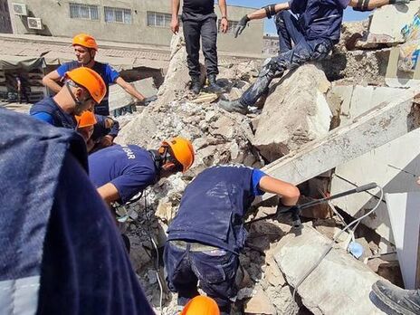 Кількість жертв вибуху в торговельному центрі в Єревані зросла, безвісти зниклими вважають понад 20 людей