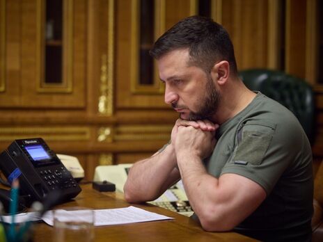 Зеленский рассказал Макрону о ядерном терроризме России на Запорожской АЭС