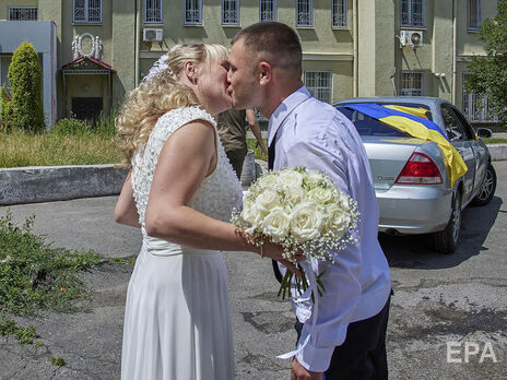 В Украине вдвое сократилось количество разводов и выросло количество браков – Минюст
