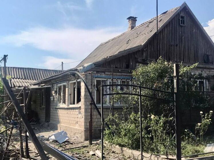 Обстріляли житлові квартали Марганця в Дніпропетровській області, двох людей поранено – ОВА