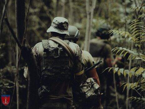 Украинские защитники на юге вступили в ближний бой с оккупантами, взяли в плен двух российских десантников