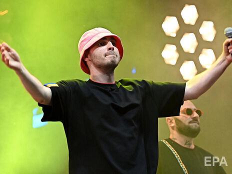 Kalush Orchestra в рамках однодневного благотворительного сбора уже собрала более 2 млн грн. Сумма одного перевода составляет 24 грн