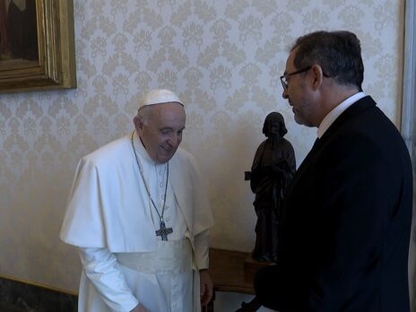 Папа римский назвал Дугину невинной жертвой войны, посол Украины в Ватикане ответил