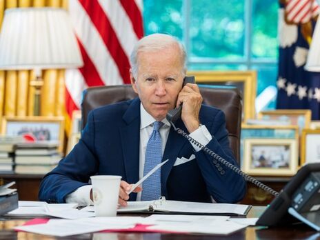 Байден в разговоре с Зеленским выразил восхищение народом Украины, рассказал о новой помощи от США и обсудил ЗАЭС – Белый дом