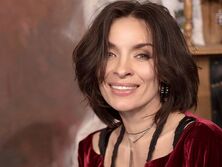 40-летняя Мейхер снялась с высоко поднятой ногой. Фото