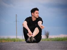 "Я рад вернуться домой". Дан Балан презентовал песню на румынском языке, которую ранее исполнял на русском. Видео