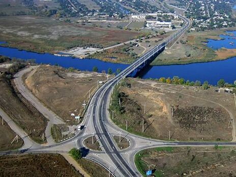 Передвижение оккупантов по Дарьевскому мосту в Херсонской области остановлено – ОК 
