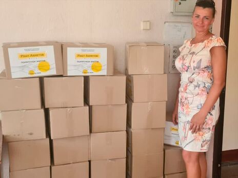 Фонд Ріната Ахметова від початку повномасштабної війни передав у Донецьку область 90 тис. продуктових наборів