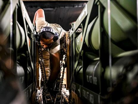 Останні постачання зброї зі США в Україну були призначені для контрнаступу ЗСУ на півдні – Білий дім