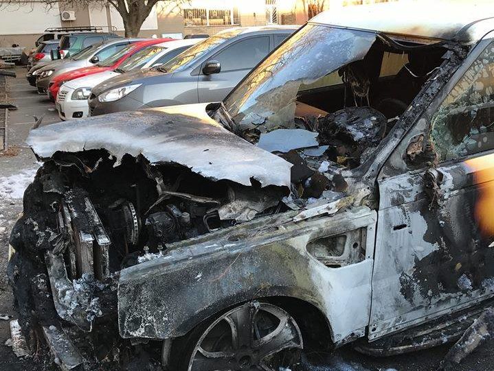 Неизвестные сожгли авто депутата Одесского горсовета от Оппозиционного блока