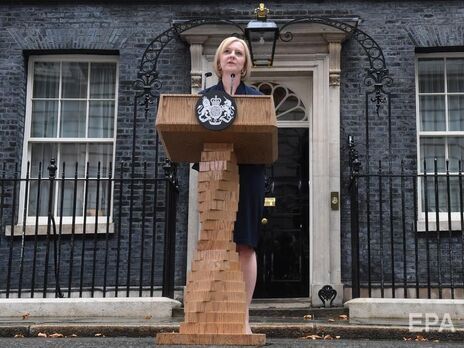 Зеленский провел телефонный разговор с Трасс и пригласил ее в Украину. Это первый звонок нового премьера Великобритании иностранному лидеру