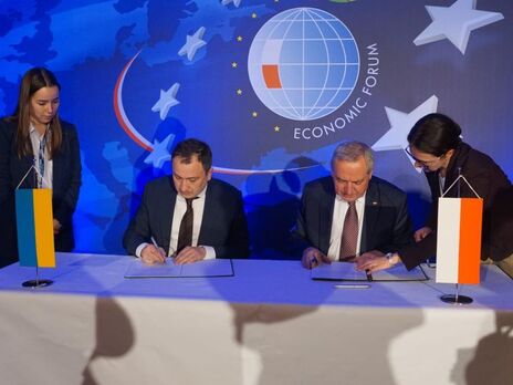 Украина и Польша договорились построить маслопровод 