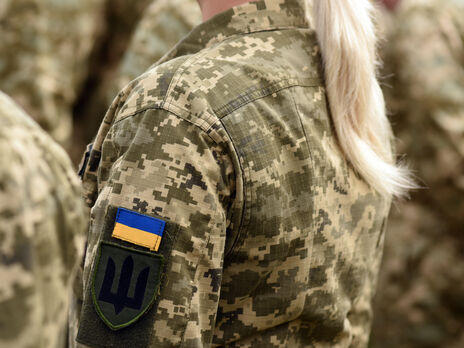 В Украине воинский учет для женщин отсрочили на год – Минобороны