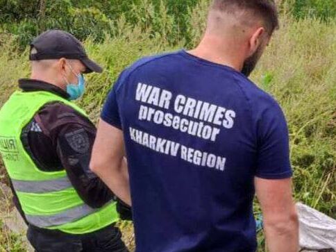 У звільненому селі Харківської області знайшли тіла мирних жителів зі слідами тортур