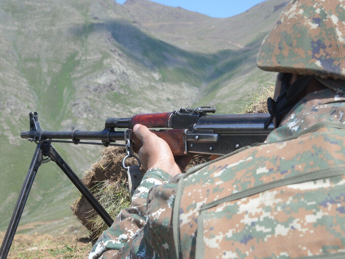 Вірменія і Азербайджан звинуватили одне одного в обстрілах. На кордоні країн почалися бойові дії з використанням артилерії та безпілотників