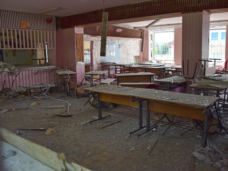 В Лозовой оккупанты уничтожили школу и детский сад – мэр