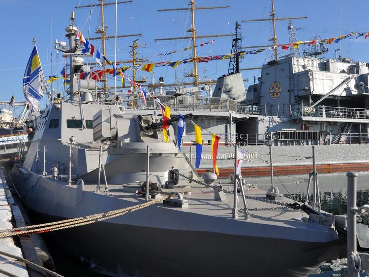 В Одессе в состав ВМС Украины приняли бронированные артиллерийские катера "Аккерман" и "Бердянск"