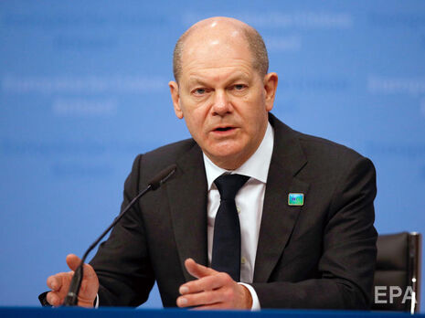 Шольц півтори години розмовляв із Путіним про Україну, закликавши Росію повністю вивести війська