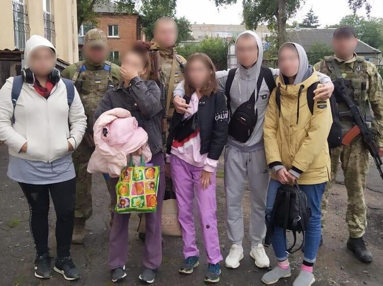 У Харківській області прикордонники звільнили підлітків, яких окупанти тиждень тримали у підвалі