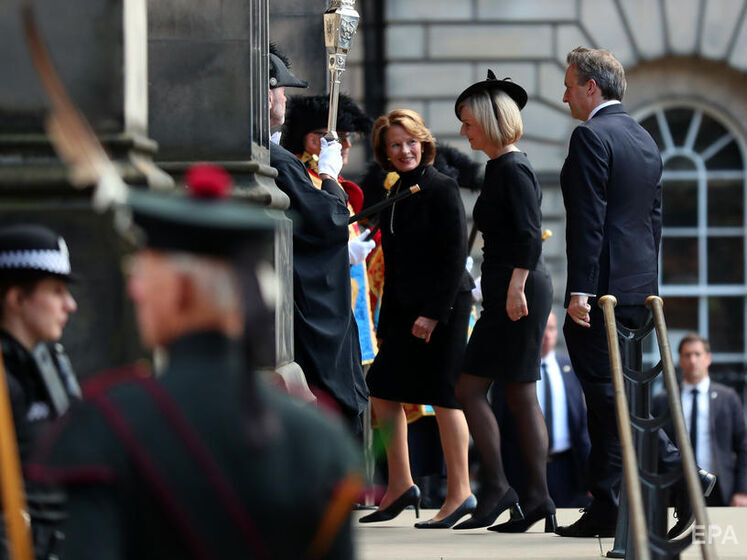 Перед похоронами Елизаветы II Трасс встретится с Байденом и другими мировыми лидерами – The Times