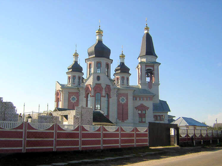 Під Києвом виявили незаконно збудований монастир Московського патріархату і передали його ПЦУ