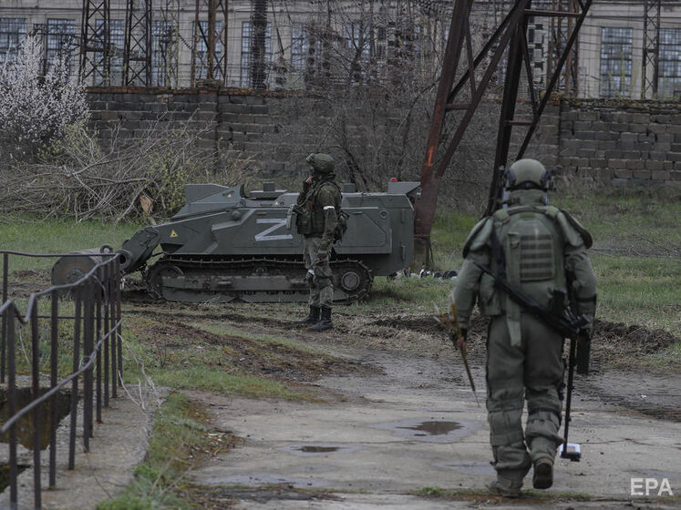 Гайдай: Оккупанты с коллаборантами бегут с награбленным из Луганской области