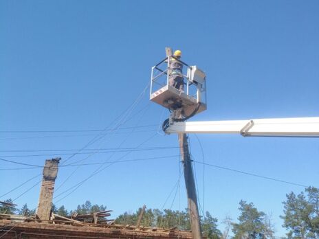 Энергетики ДТЭК Ахметова вместе с ВСУ вернули свет для 30 тысяч семей