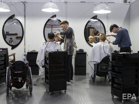 У КНДР забороняють роботу приватних перукарень