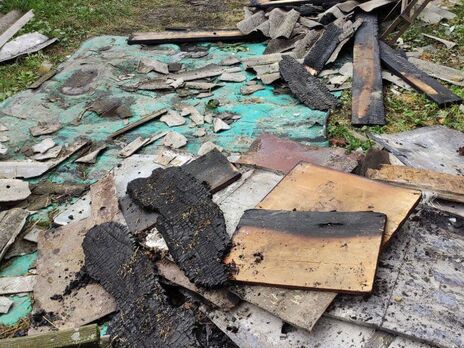 Окупанти з мінометів і САУ обстріляли територію трьох громад Сумської області, згоріло майже дві тонни сіна – ОВА