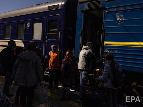 Із небезпечних напрямків евакуювали вже майже 82 тис. осіб – Мінреінтеграції України