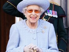 Королівська родина в день похорону Єлизавети II опублікувала ролик про її життя – починаючи від немовляти і до останніх днів