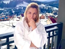 54-летняя Белоконь, которая выступает в образе мамы Верки Сердючки, показала мужа и дочь