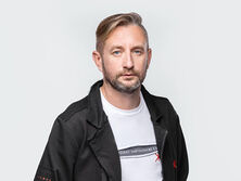 Жадан выступил на сцене вместе с дочерью. Фото