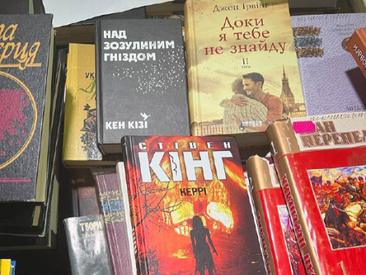 Окупанти планували вивезти з Балаклії книжки українською мовою – Ткаченко